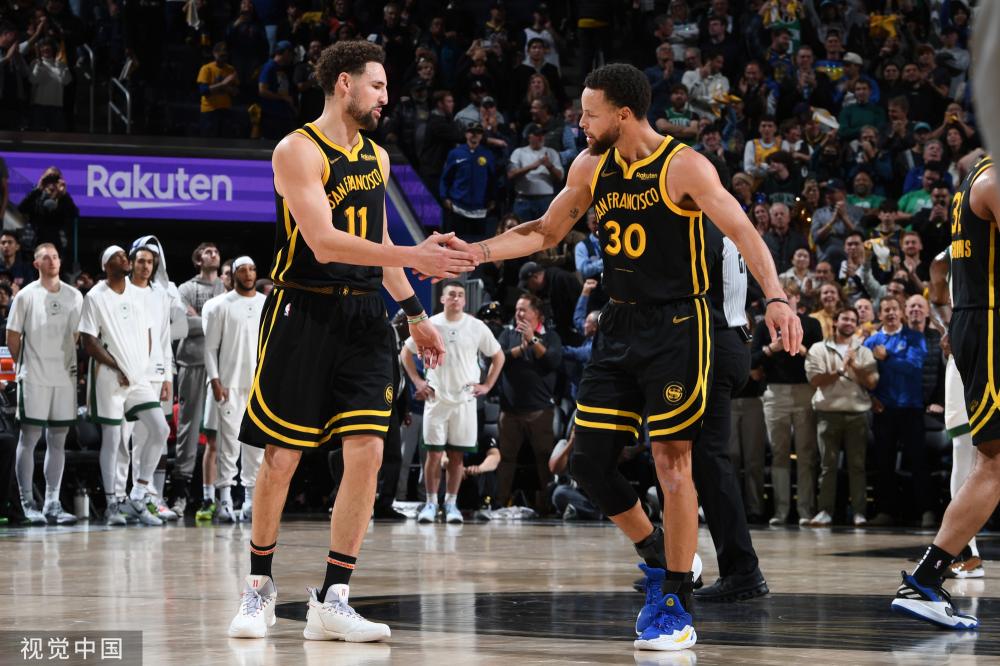 更树立了积 更树立了积