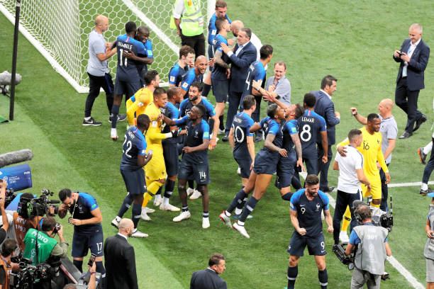 固了中场的 固了中场的