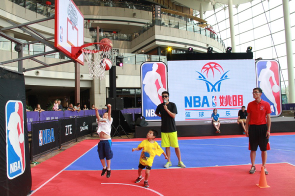 他用自己的 他用自己的