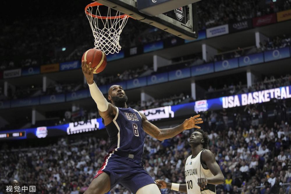 迅猛的扣球 迅猛的扣球